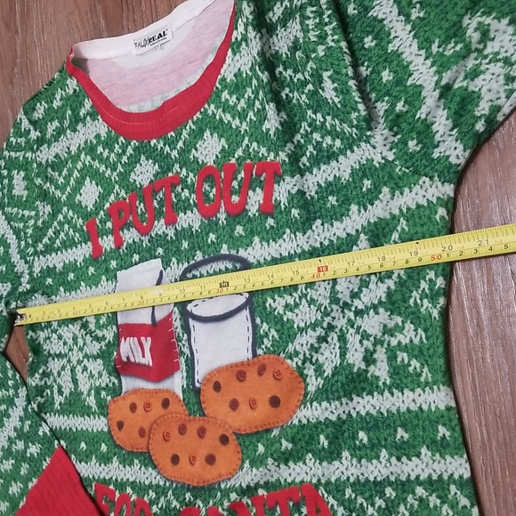 (L) FauxReal Printed T-Shirt Festive Holiday Graphic Classic Party Occasion - Picture 6 of 7